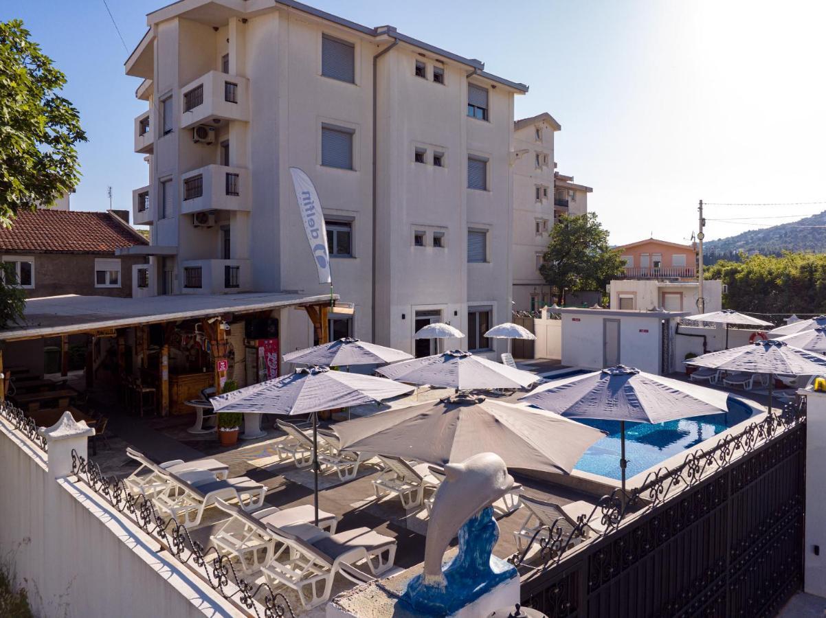 Delfin Apartments Sutomore Luaran gambar